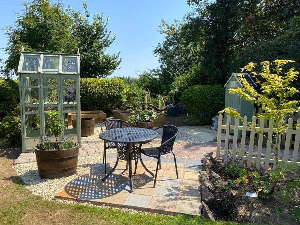 Orchard Side Bed And Breakfast Hanley Swan Екстер'єр фото